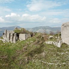 15 maggio – Traversata storico-naturalistica delle “Forche caudine” da Cancello a Forchia – VIII ed. ￼